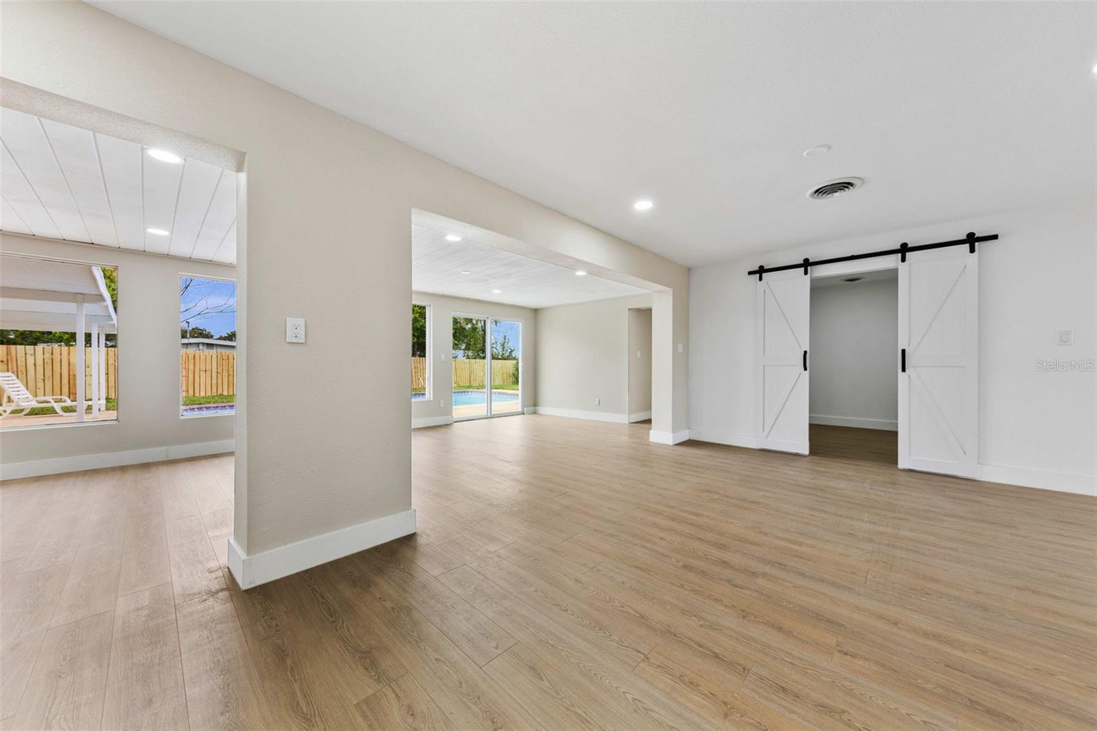 FLORIDA SHORES 01 - Residential