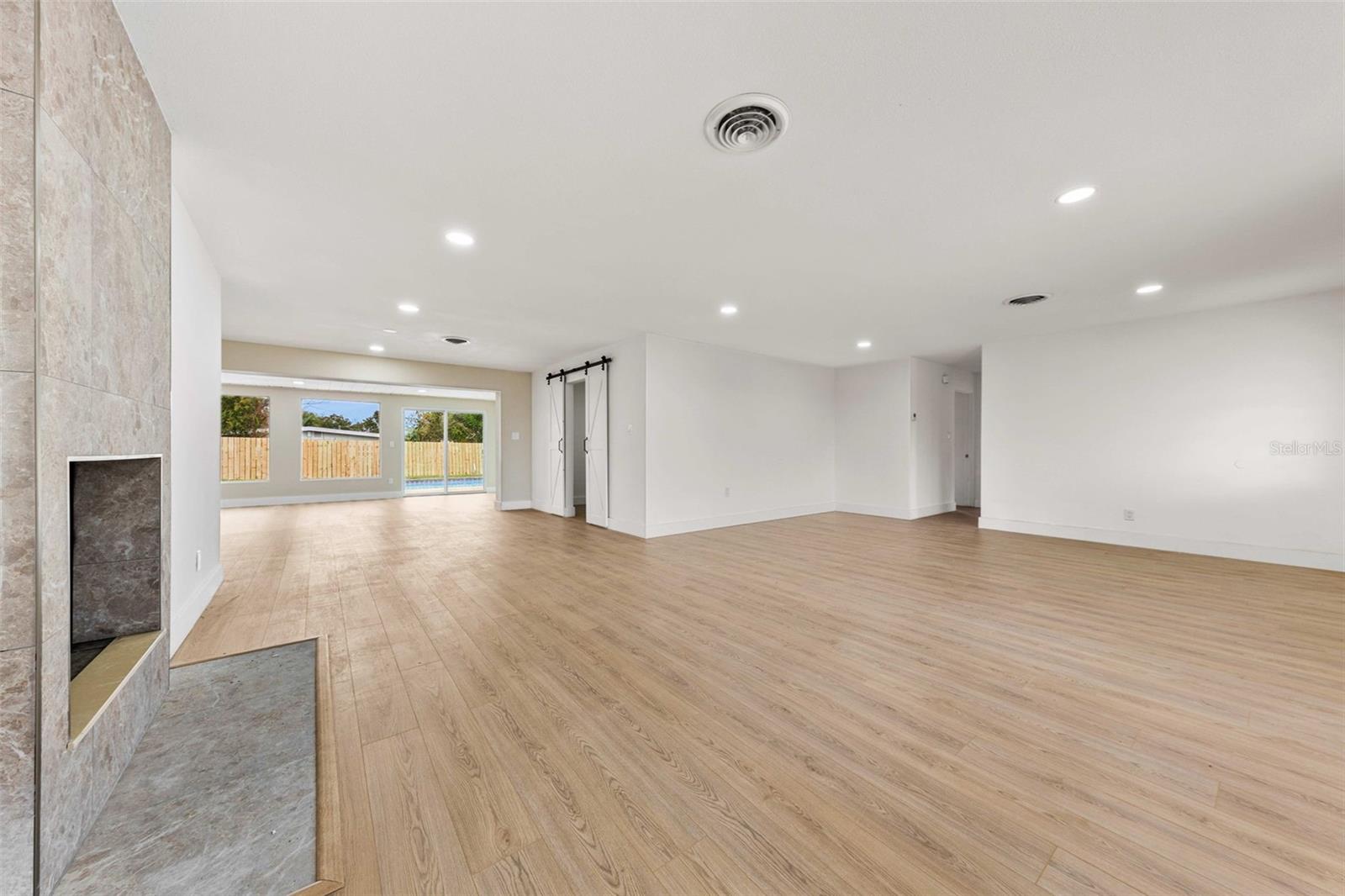 FLORIDA SHORES 01 - Residential