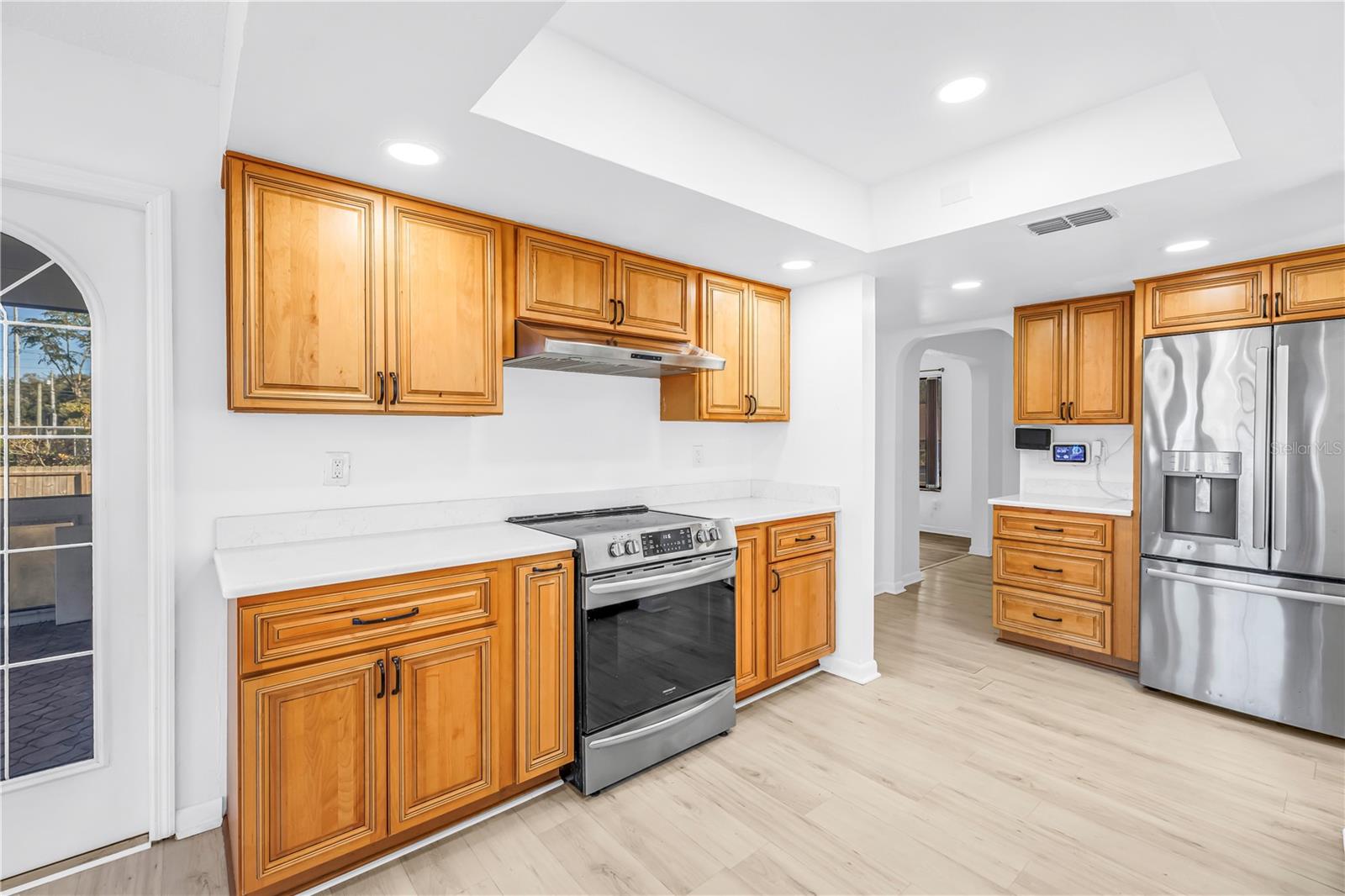 LAKE VALENCIA UNIT ONE - Residential