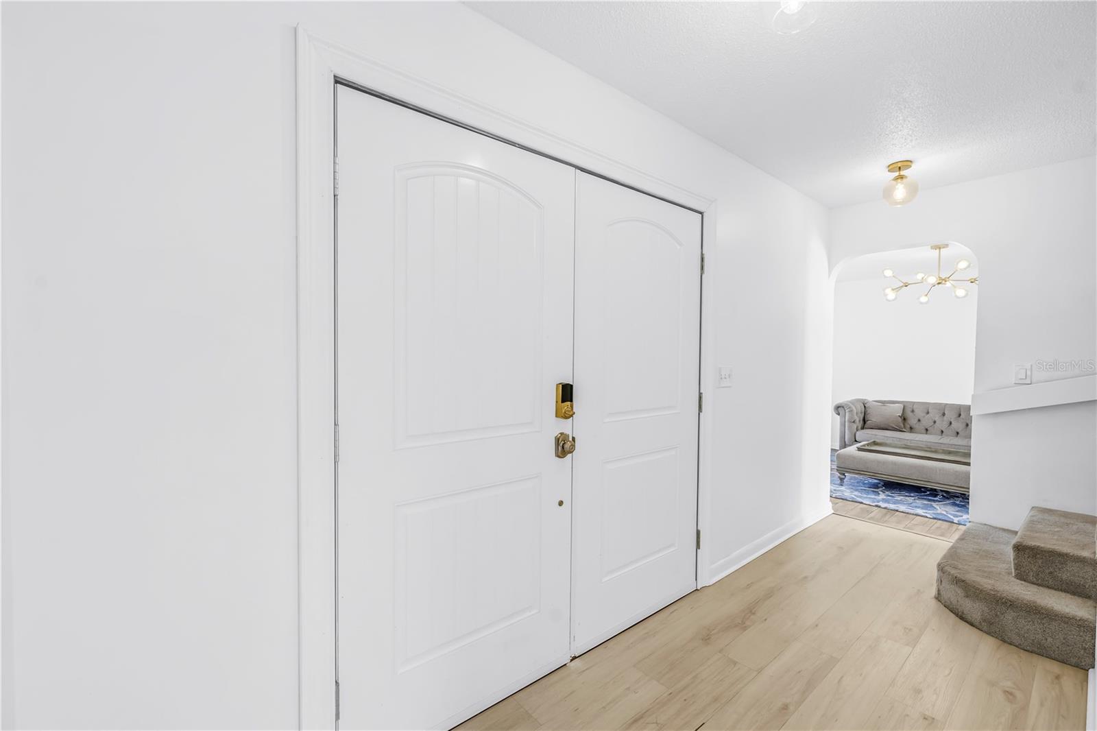 LAKE VALENCIA UNIT ONE - Residential