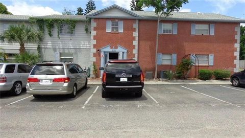 Photo of 3060 George Mason Avenue #10C, Winter Park, FL 32792 (MLS # O6371260)