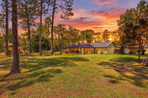 9032 BIRMINGHAM AVE, WEEKI WACHEE, FL 34613 - Image 1efe35c116d509cc6f4ff1bf126ec8aa/1085425713