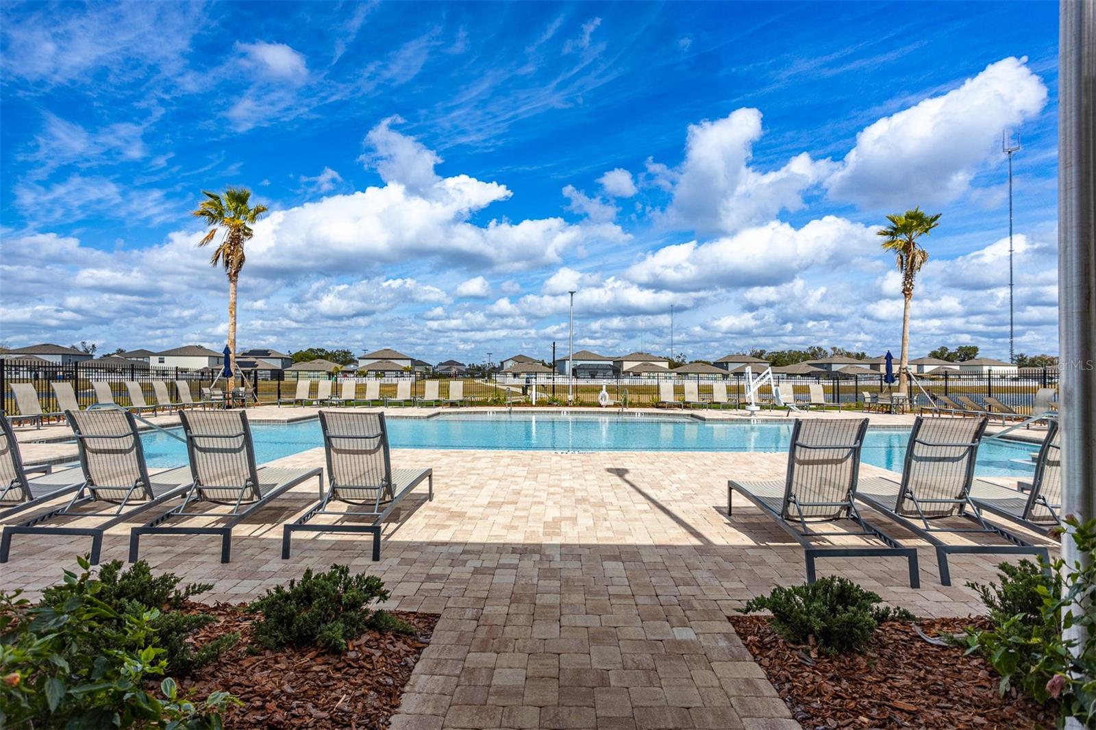 TRIPLE CRK PH 4 VILLAGE J - Residential Lease