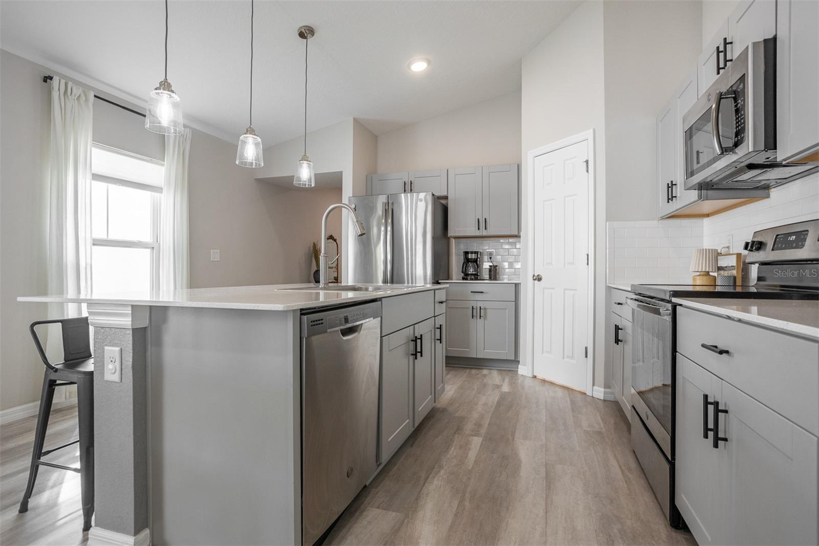 TRIPLE CRK PH 4 VILLAGE J - Residential Lease