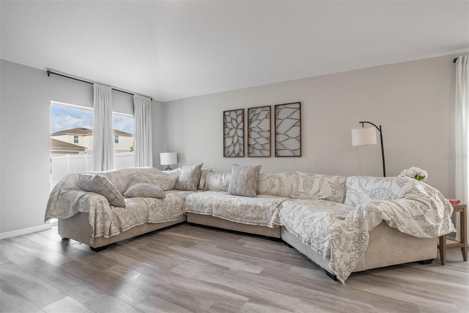 TRIPLE CRK PH 4 VILLAGE J - Residential Lease