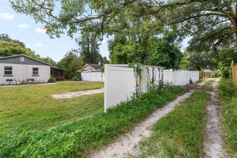 A home in TAMPA