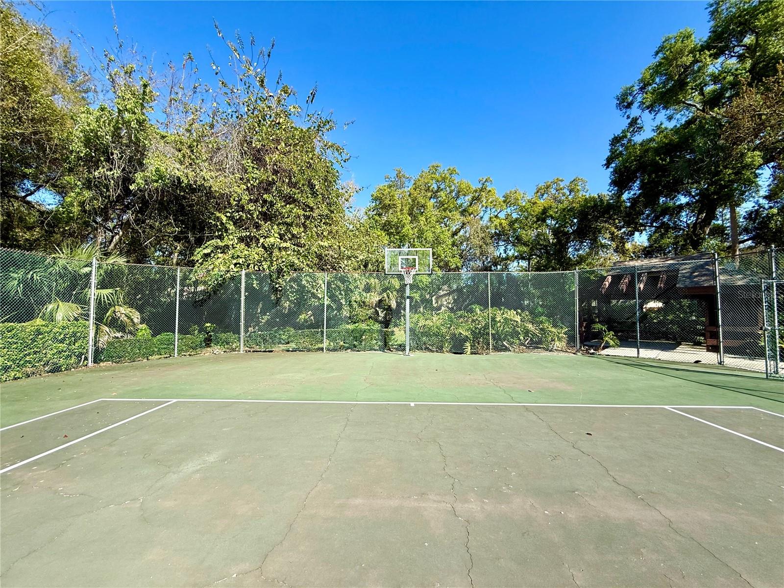 STRATHMORE GATE EAST - Residential Lease