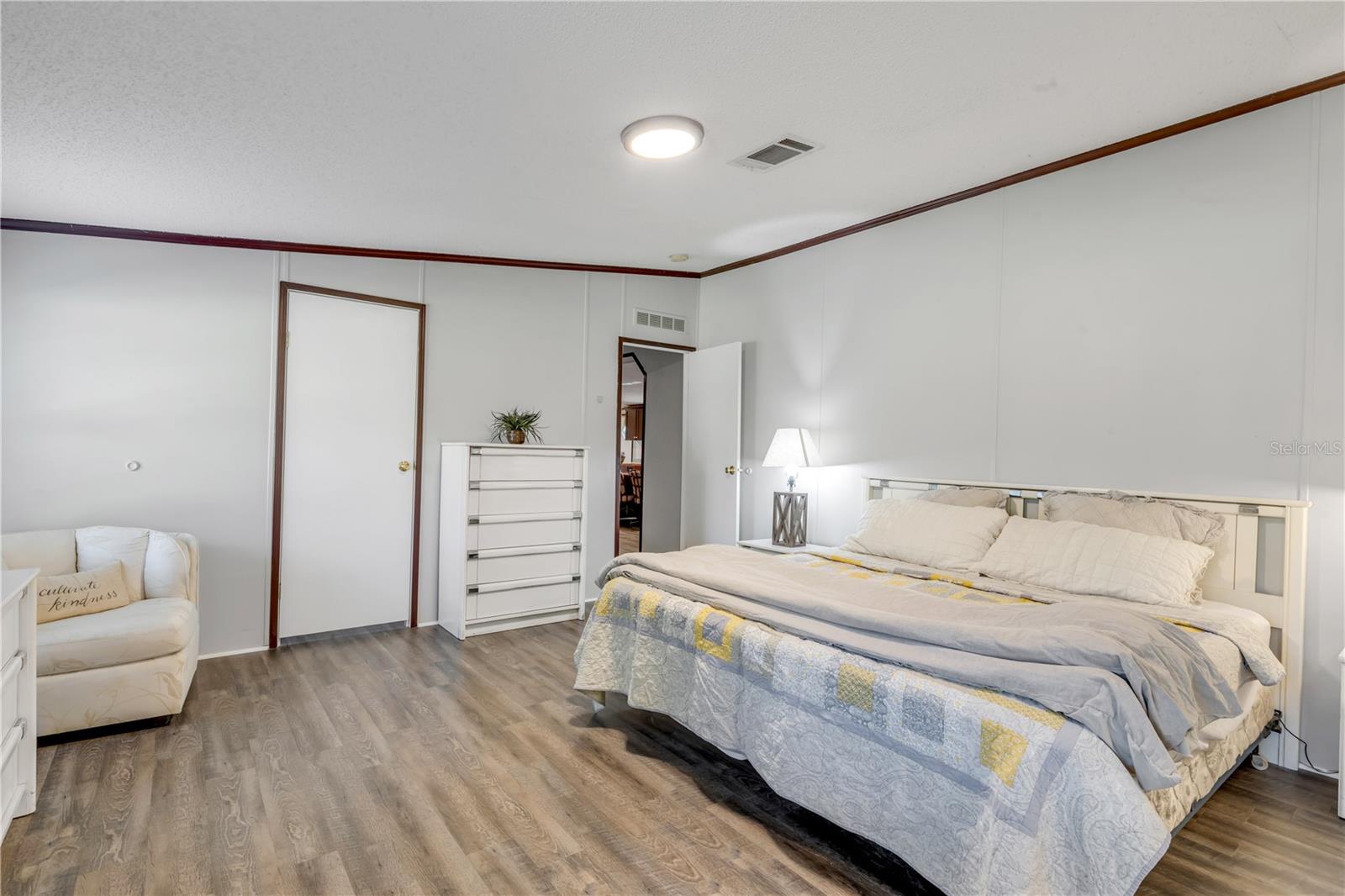 TOMOKA FARMS - Residential