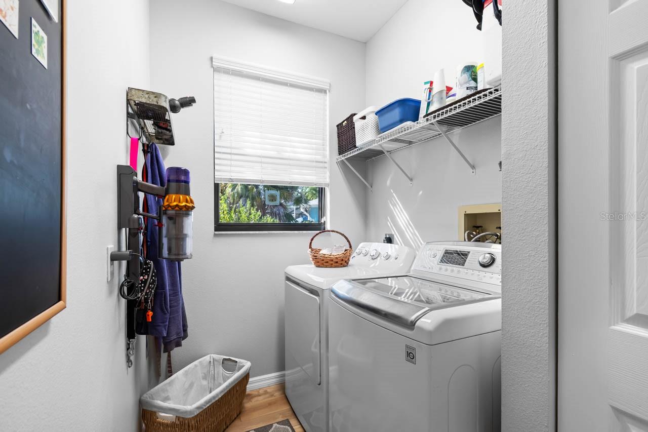 WHISPERING PINES - Residential