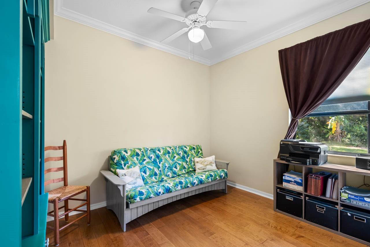 WHISPERING PINES - Residential