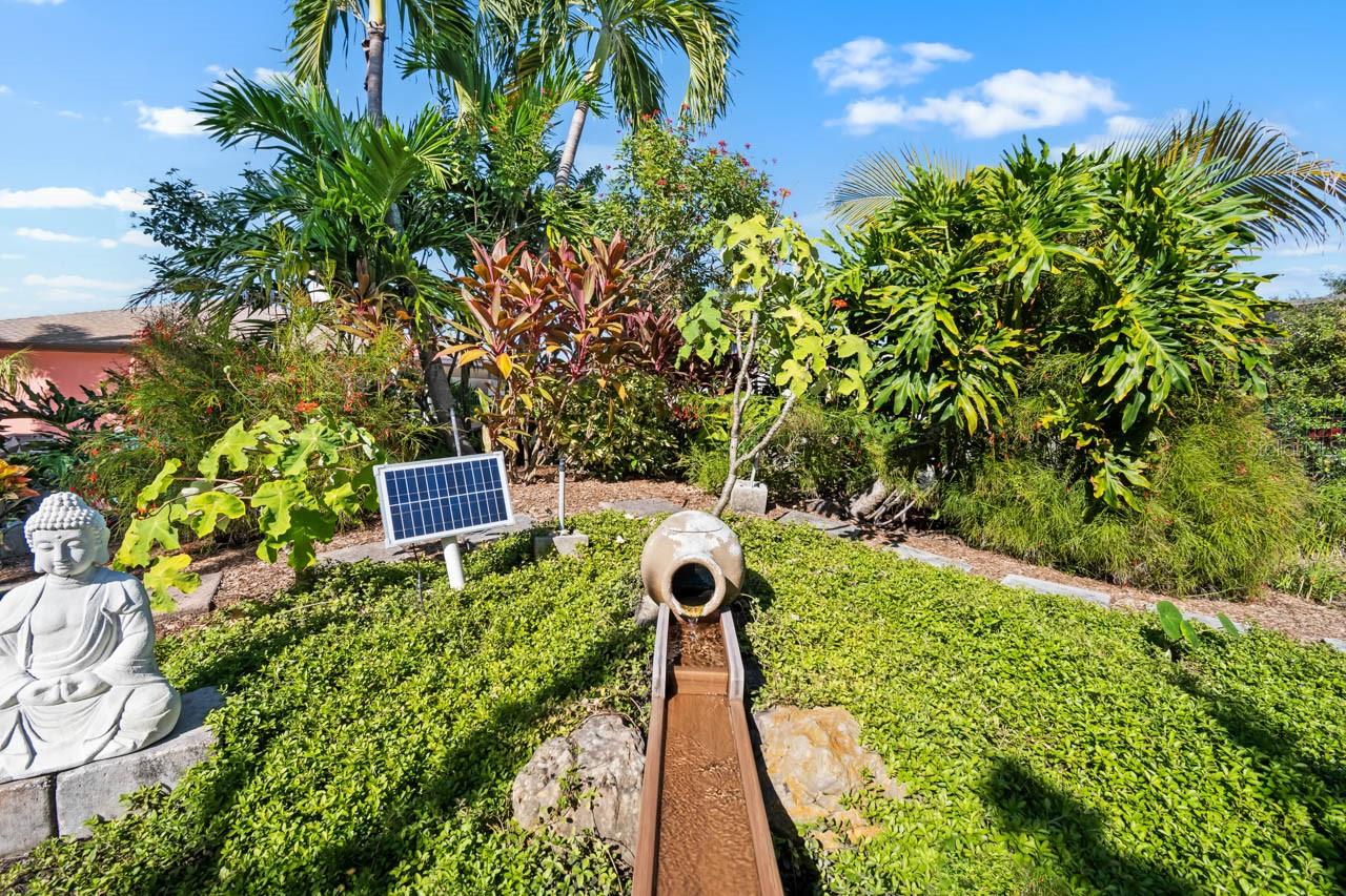 WHISPERING PINES - Residential