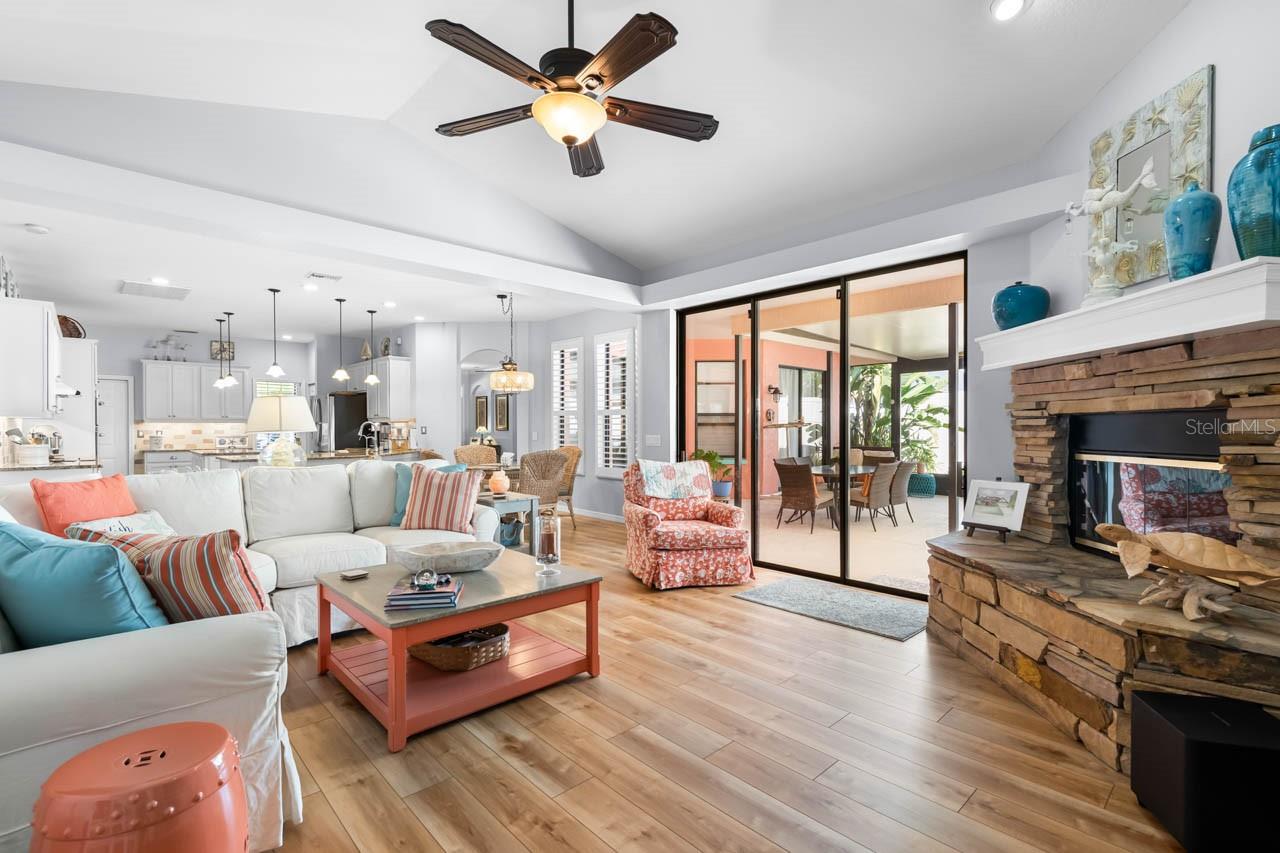 WHISPERING PINES - Residential