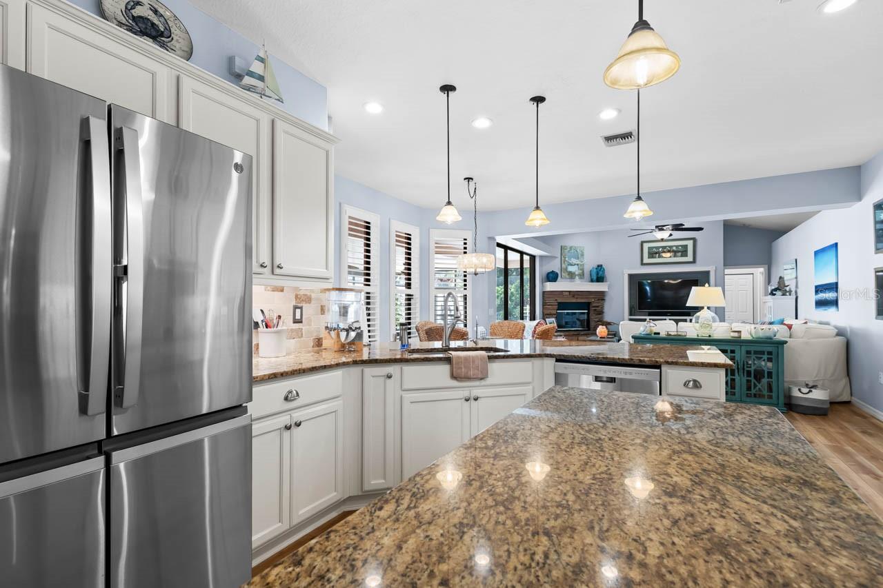 WHISPERING PINES - Residential