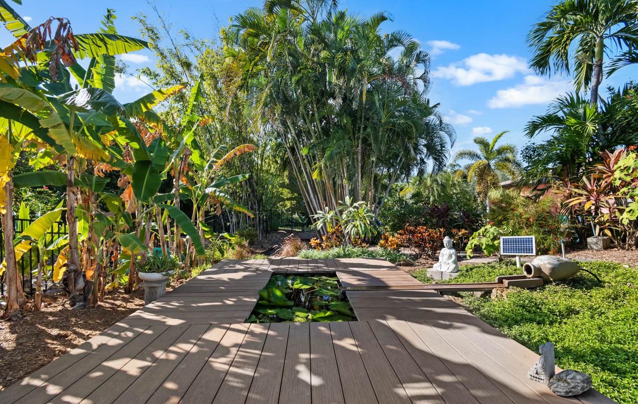 WHISPERING PINES - Residential