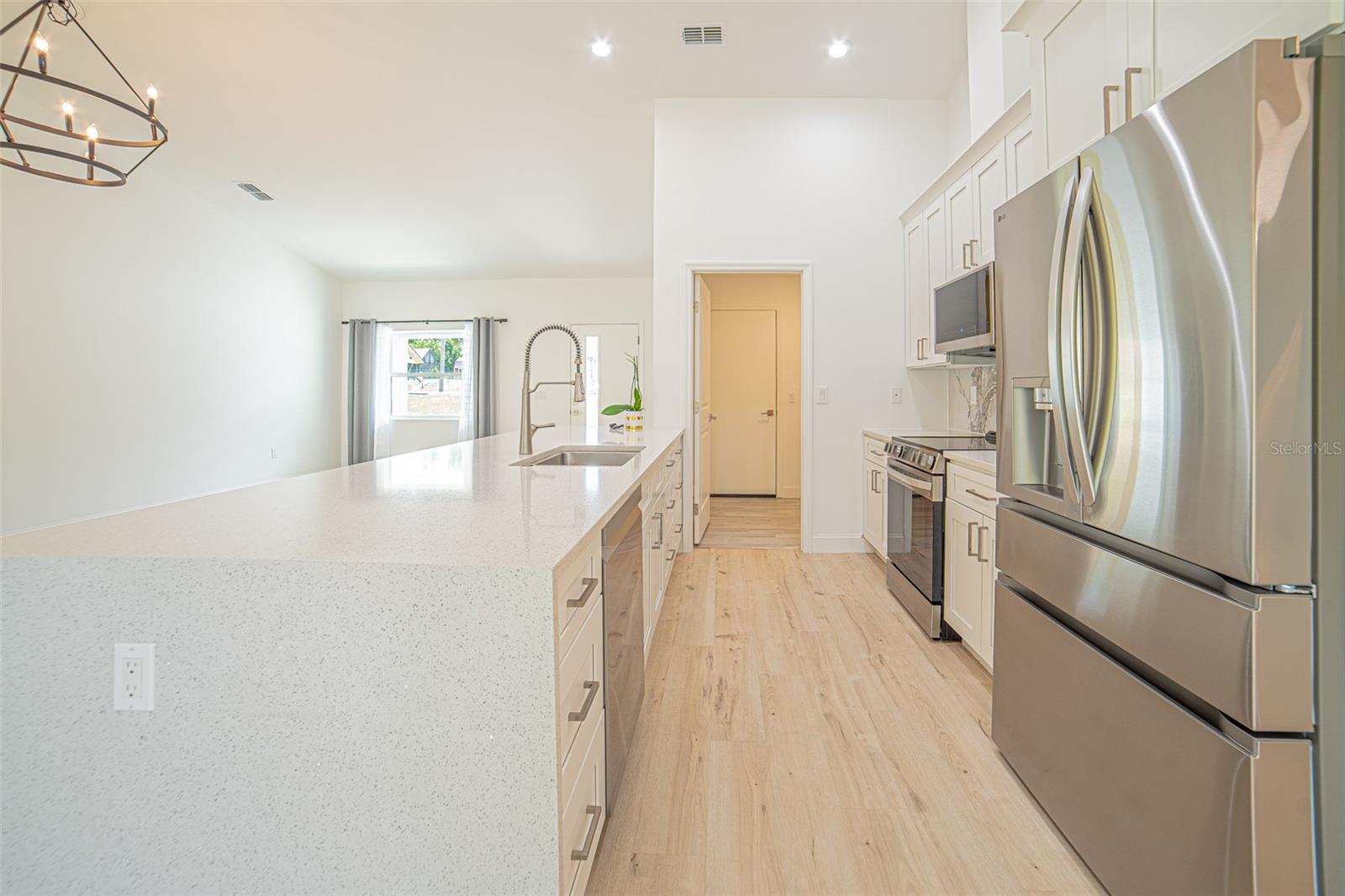 SPRING HILL - Residential