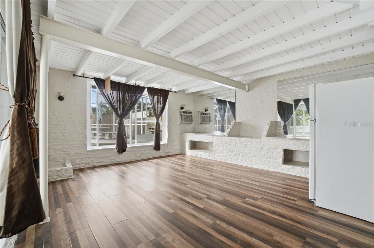 BILTMORE SHORES - Residential