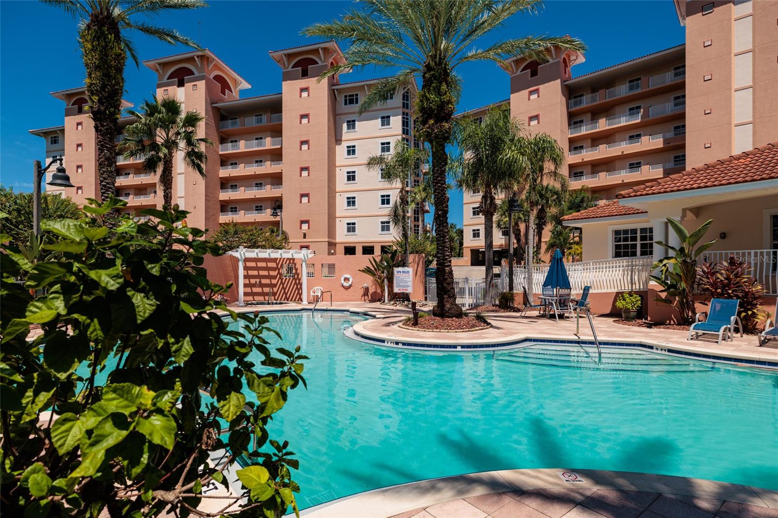 GRANDE VERANDAHS ON THE BAY - Residential