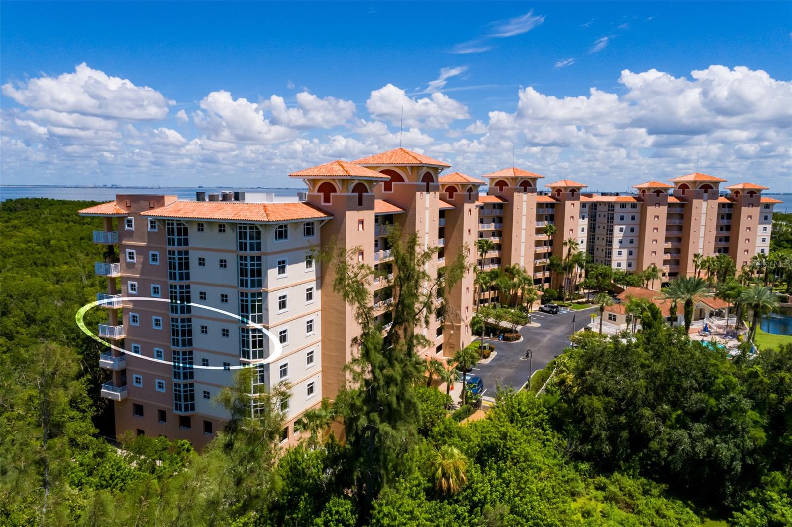 GRANDE VERANDAHS ON THE BAY - Residential