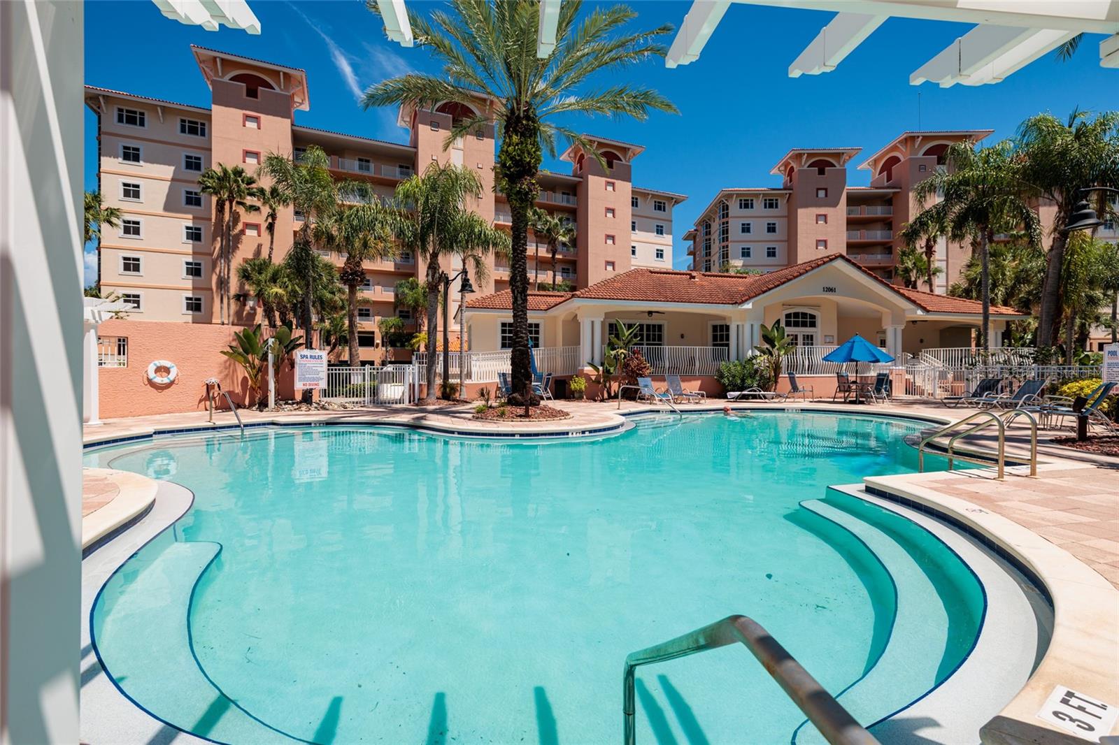 GRANDE VERANDAHS ON THE BAY - Residential