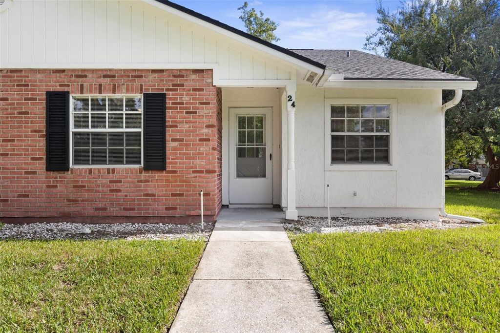Photo of 24 Kings Colony Court, Palm Coast, FL 32137 (MLS # FC316496)