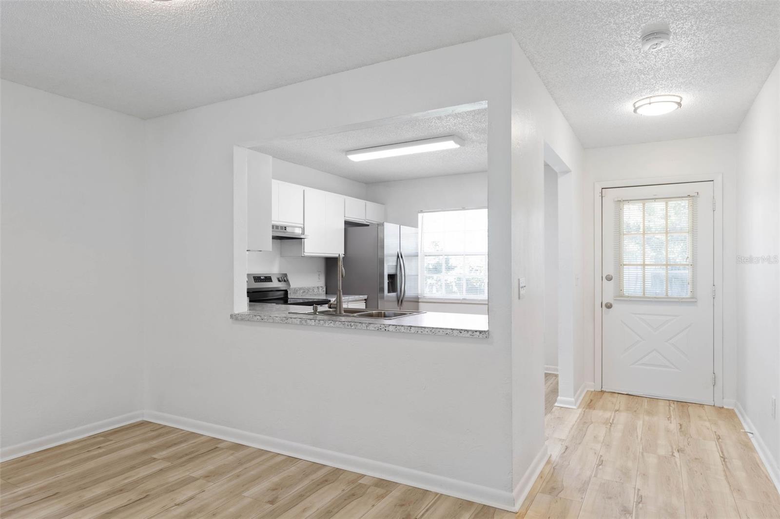 KINGS COLONY - Residential