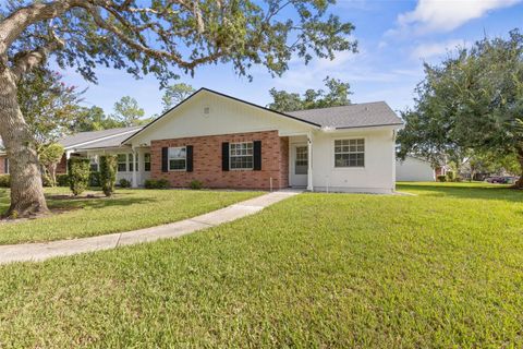 Photo of 24 Kings Colony Court, Palm Coast, FL 32137 (MLS # FC316496)