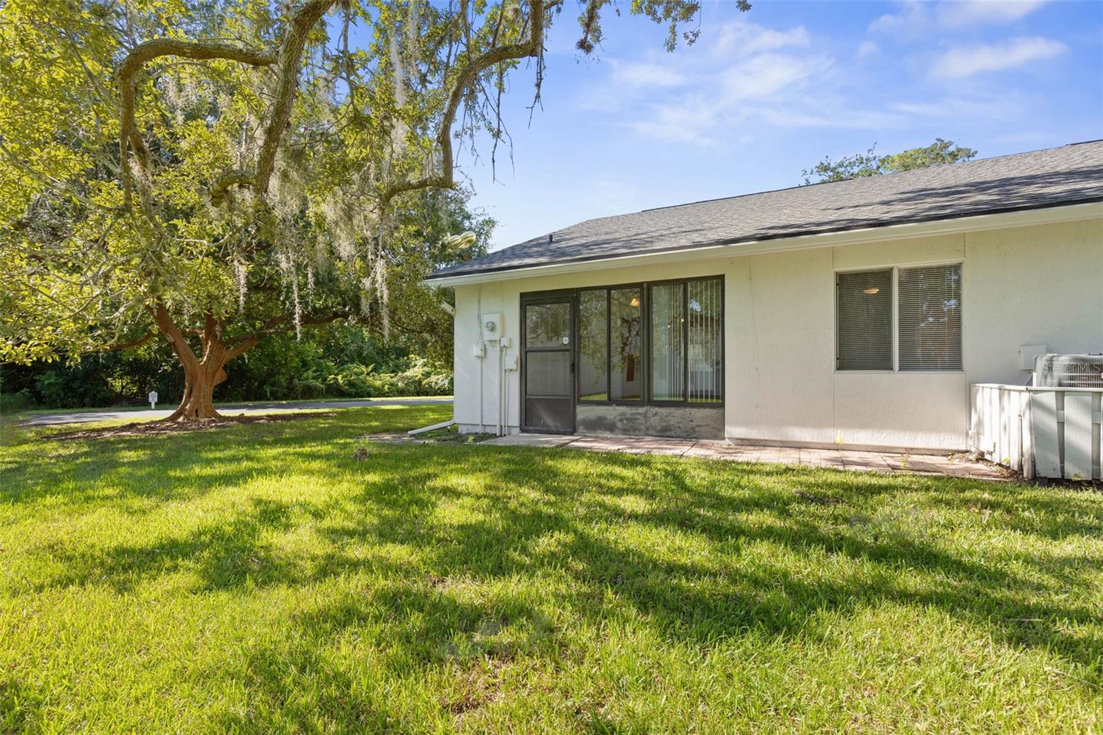 KINGS COLONY - Residential