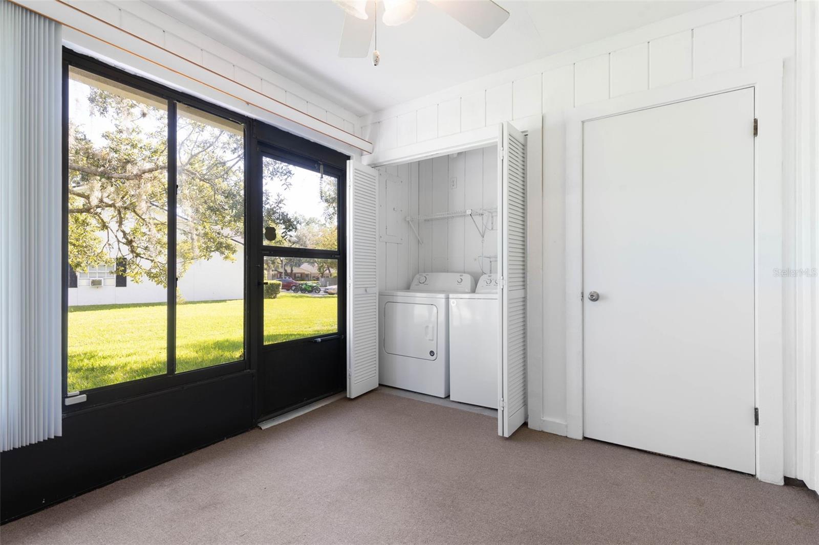 KINGS COLONY - Residential