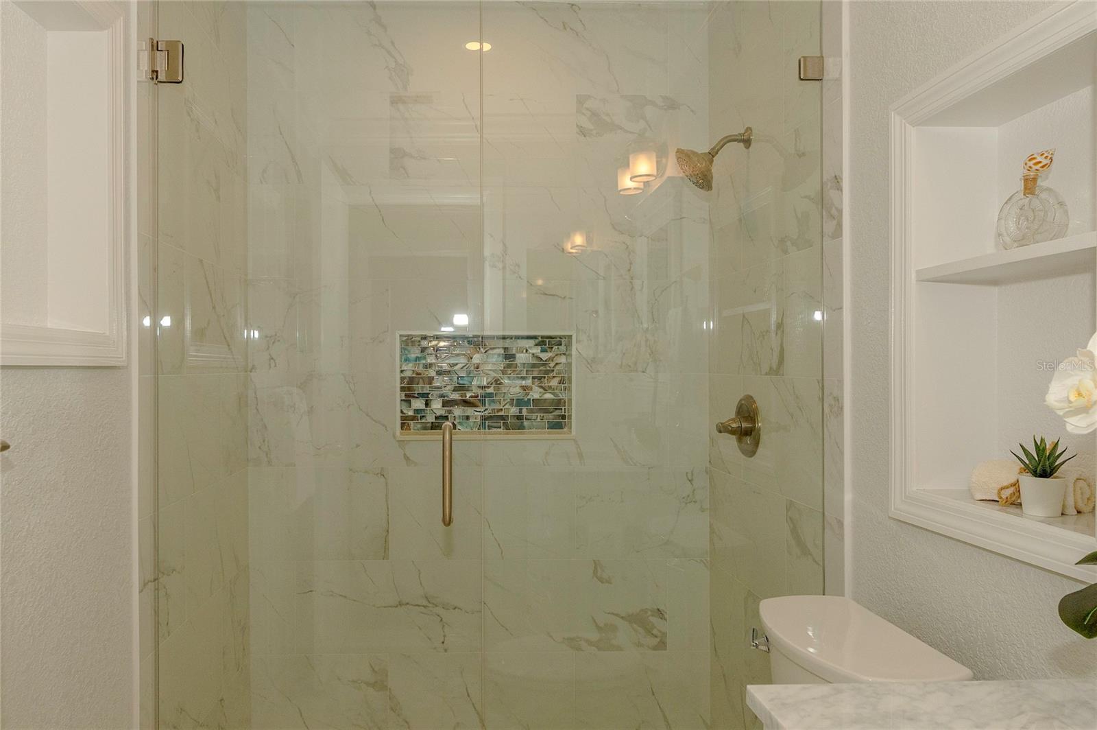 LAKE SEMINOLE VILLAGE - Residential