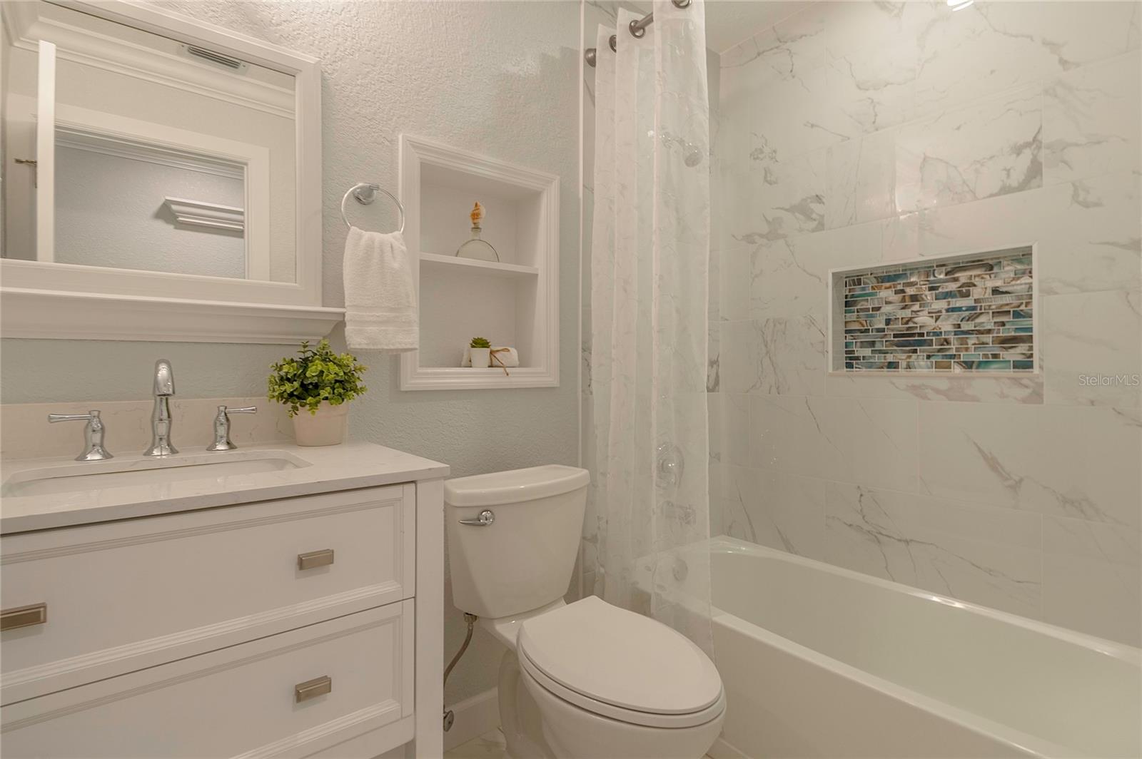 LAKE SEMINOLE VILLAGE - Residential