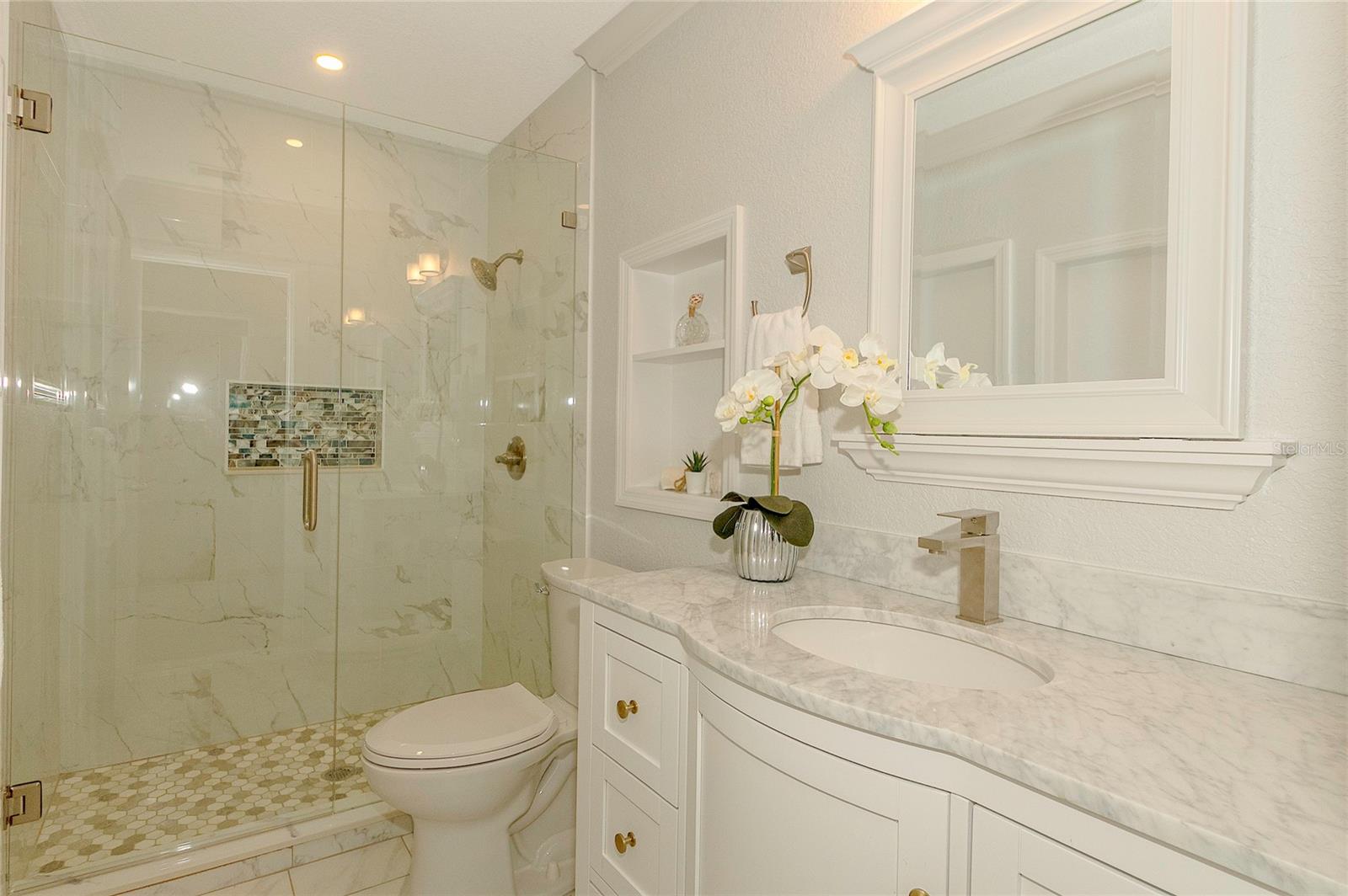 LAKE SEMINOLE VILLAGE - Residential