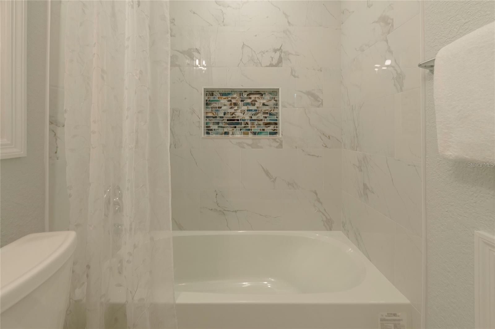 LAKE SEMINOLE VILLAGE - Residential