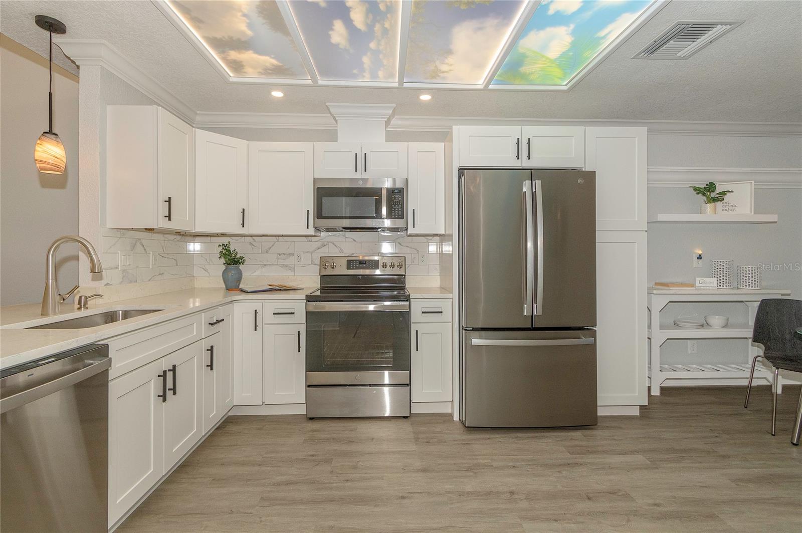 LAKE SEMINOLE VILLAGE - Residential