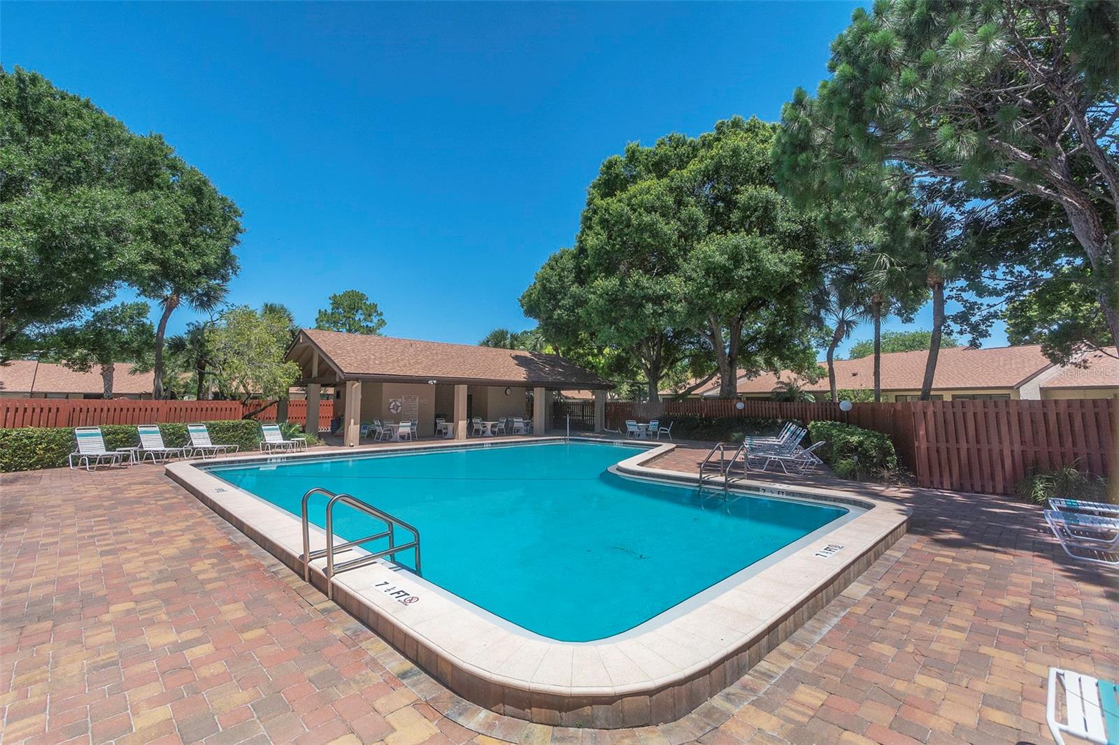 LAKE SEMINOLE VILLAGE - Residential