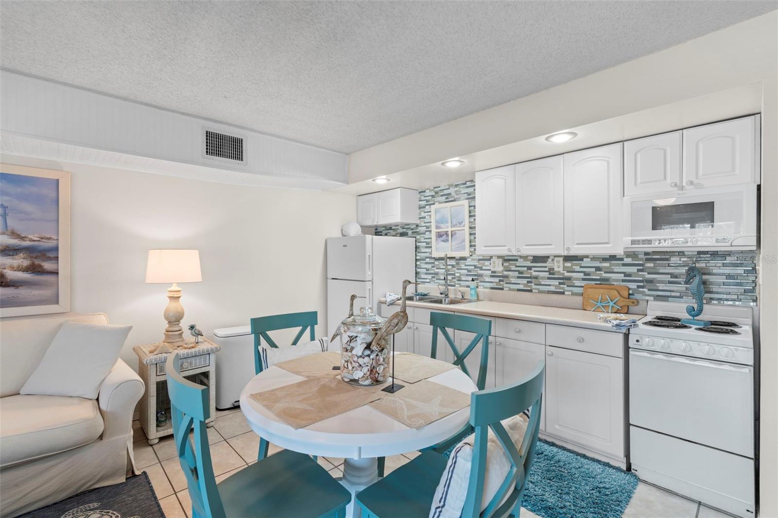 MARINERS COVE CONDO - Residential