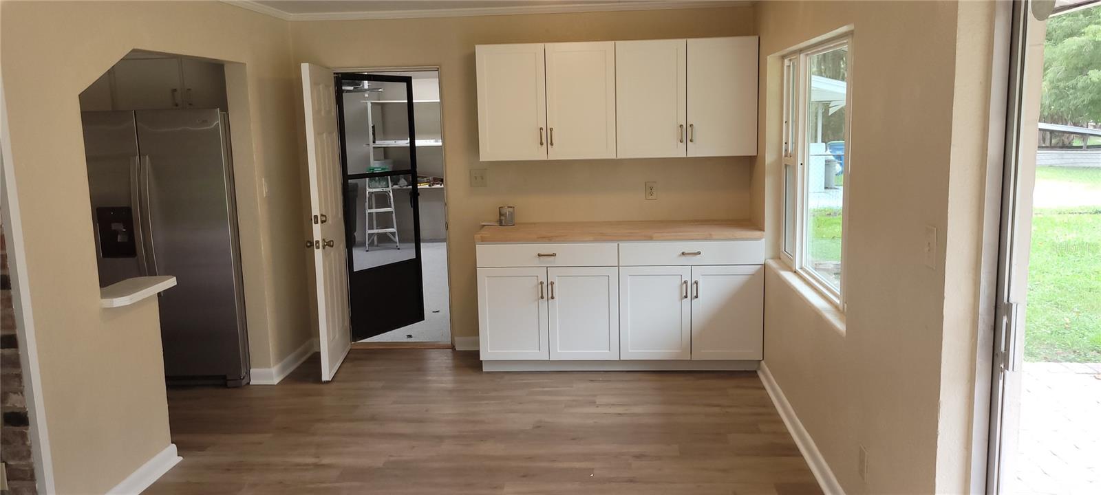 DAVIS SHORES - Residential Lease