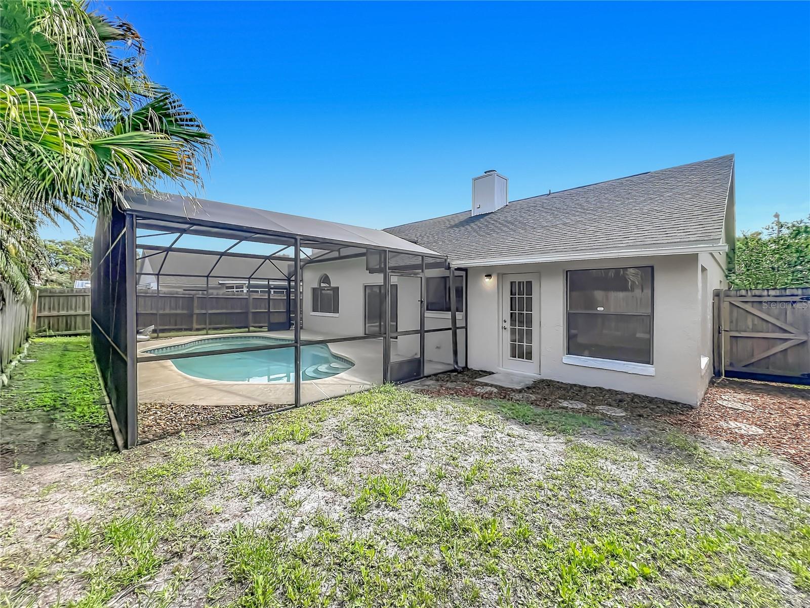 LAKEWOOD AT THE CROSSINGS - Residential