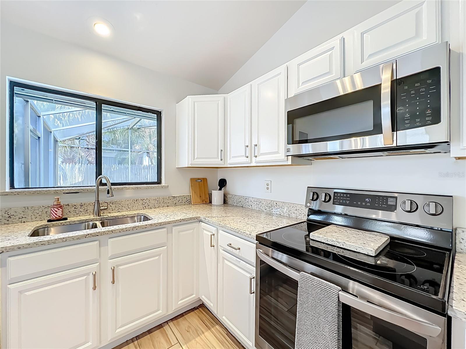 LAKEWOOD AT THE CROSSINGS - Residential