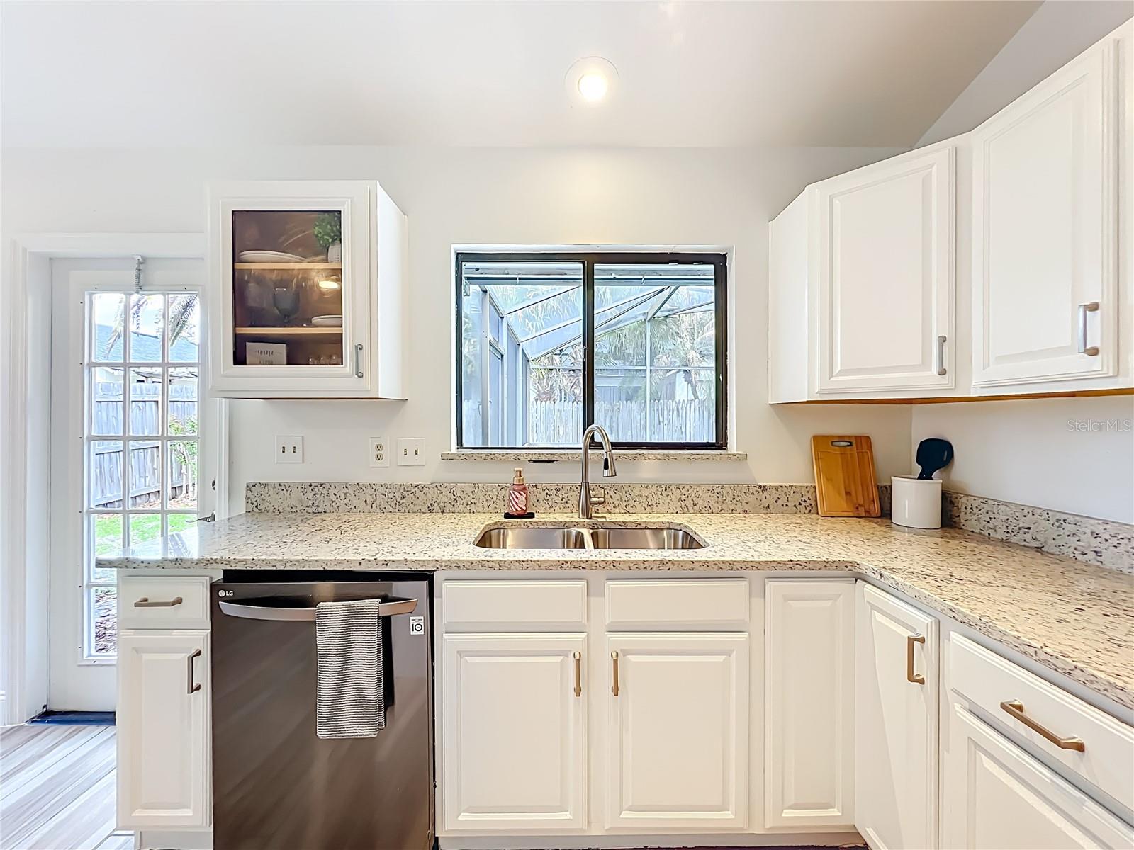 LAKEWOOD AT THE CROSSINGS - Residential