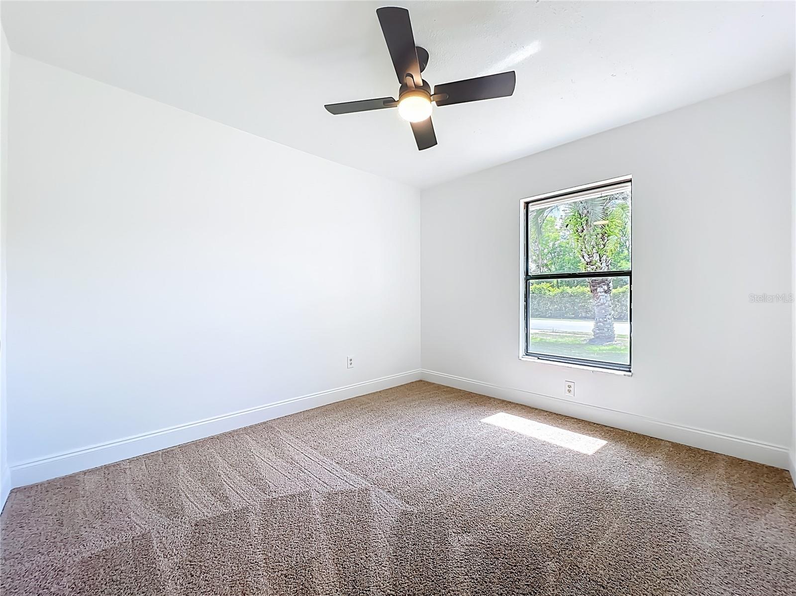 LAKEWOOD AT THE CROSSINGS - Residential