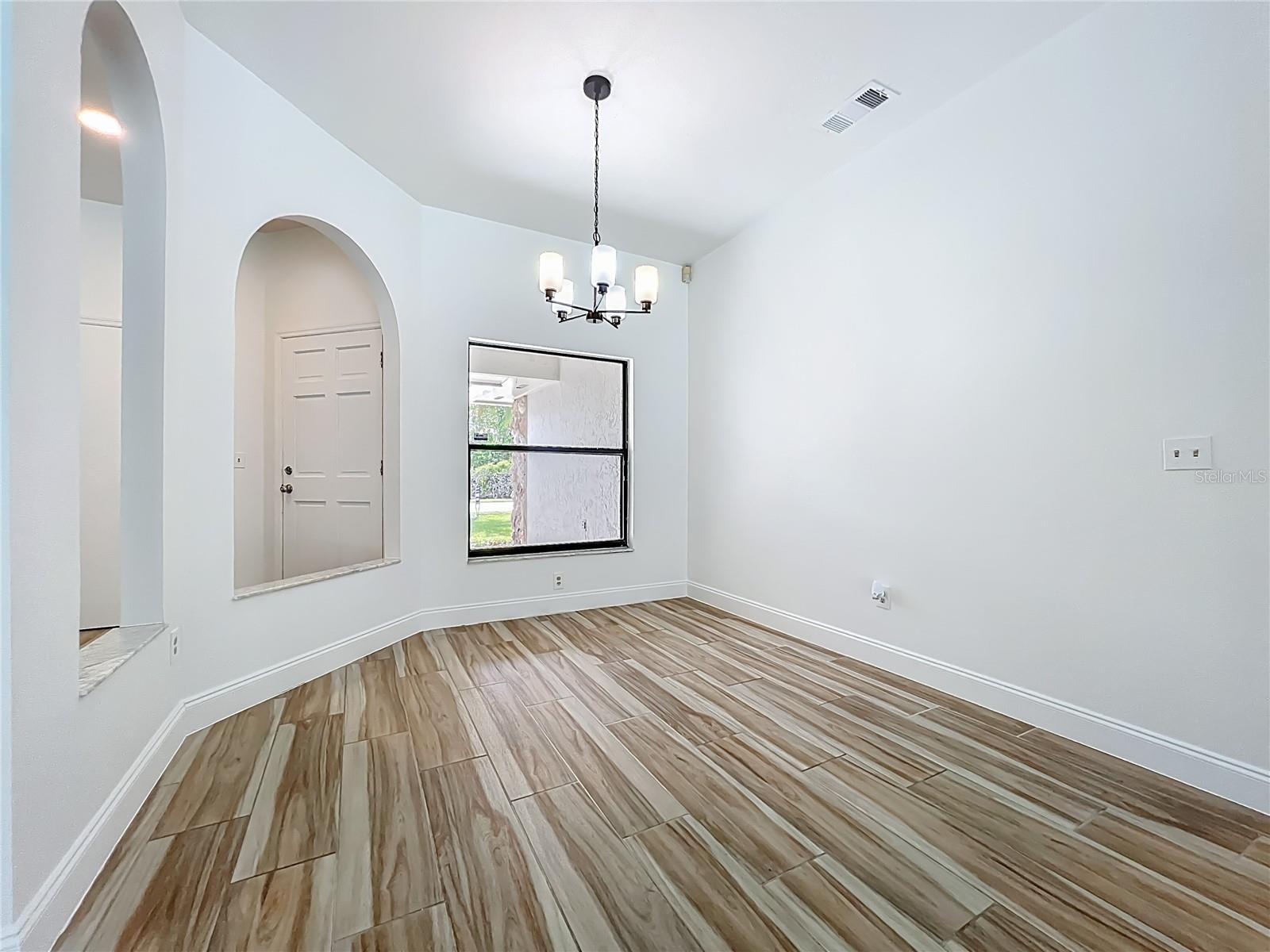 LAKEWOOD AT THE CROSSINGS - Residential