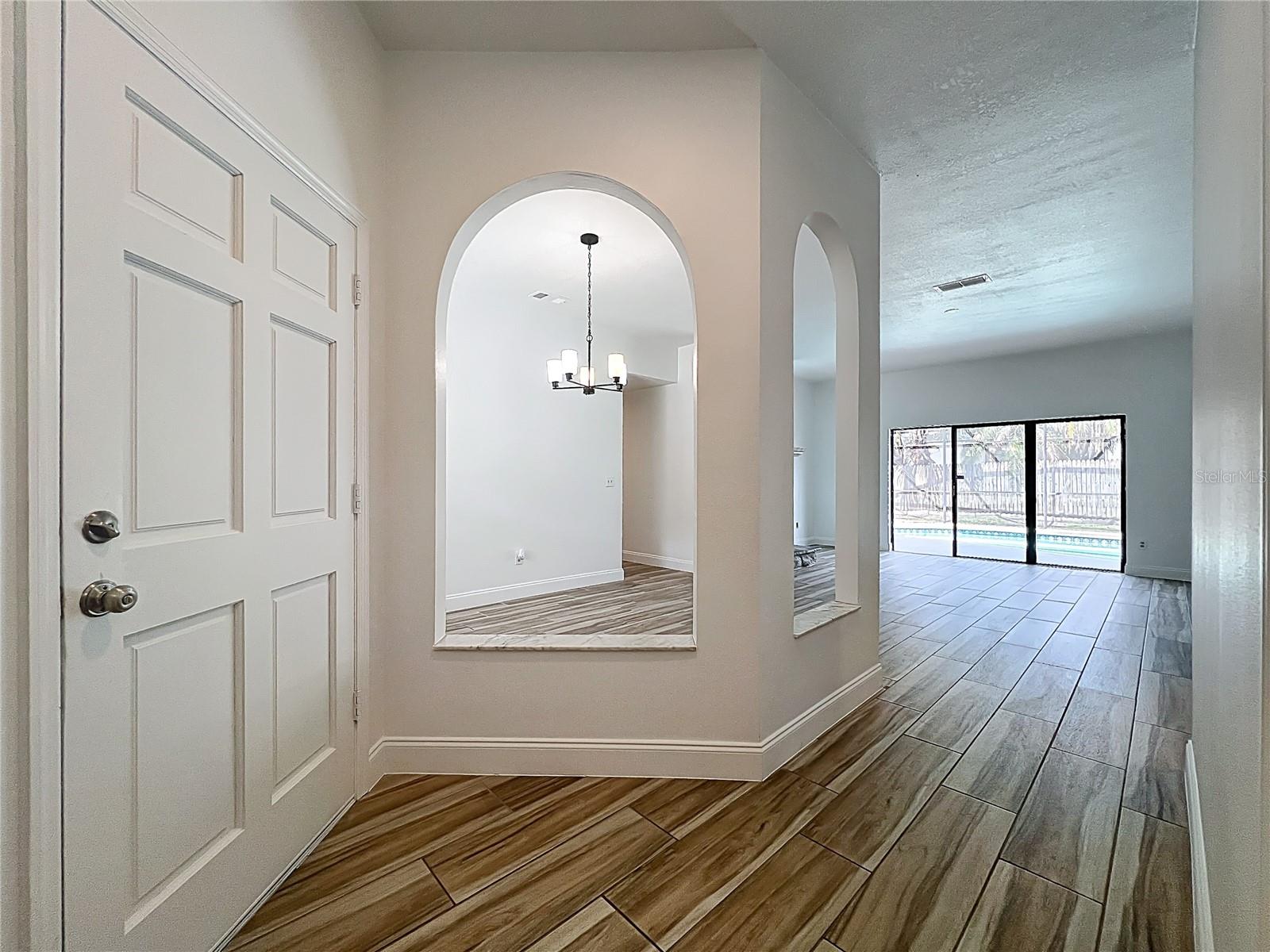 LAKEWOOD AT THE CROSSINGS - Residential