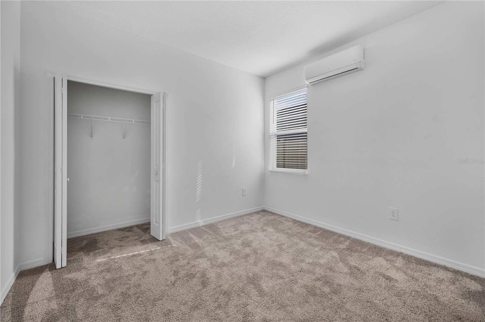 PEACE CRK RESERVE - Residential Lease