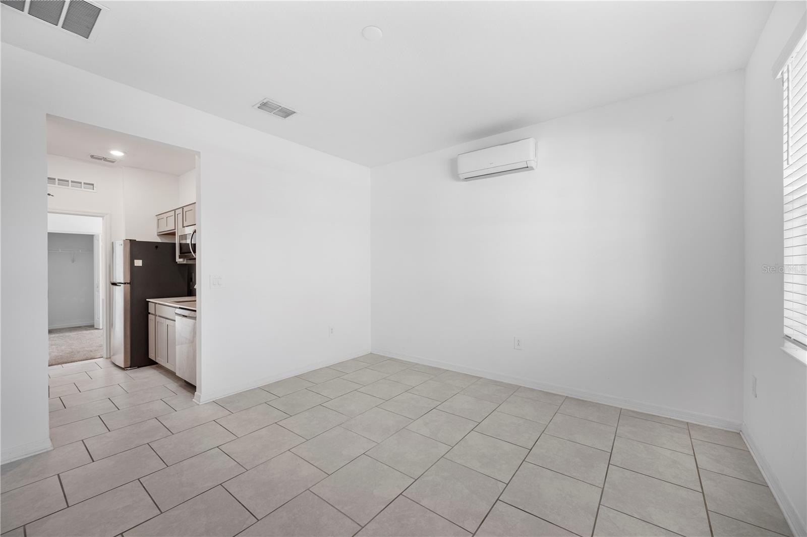 PEACE CRK RESERVE - Residential Lease