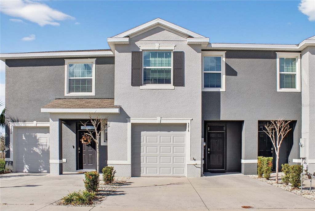 Photo of 5214 Dragonfly Drive, Wildwood, FL 34785 (MLS # G5108933)