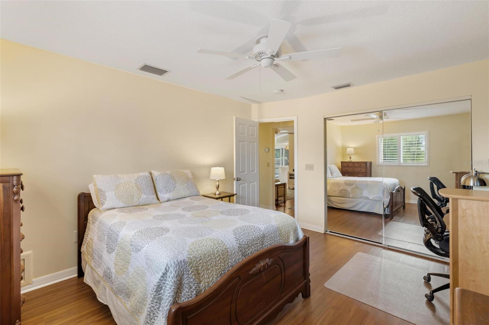 MISSION VALLEY ESTATE SEC B-1 - Residential