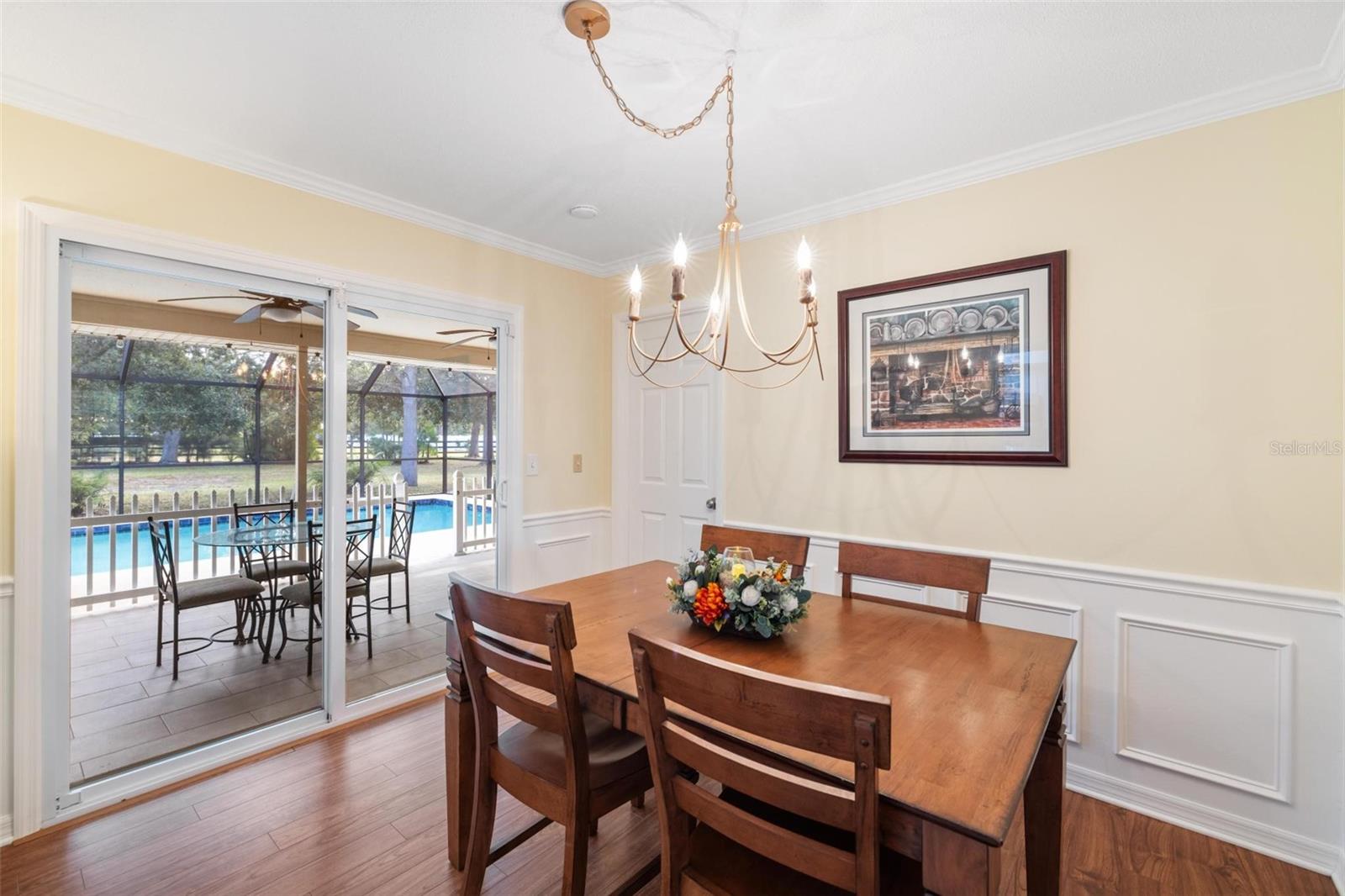 MISSION VALLEY ESTATE SEC B-1 - Residential