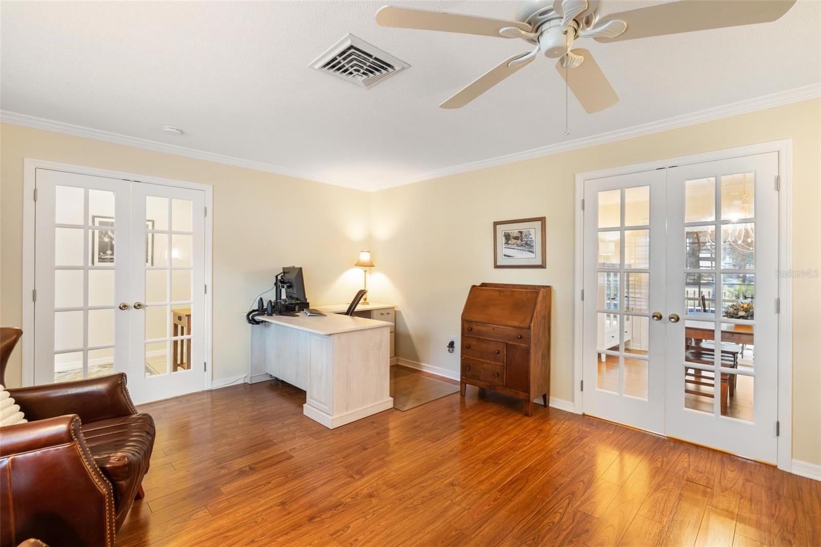 MISSION VALLEY ESTATE SEC B-1 - Residential