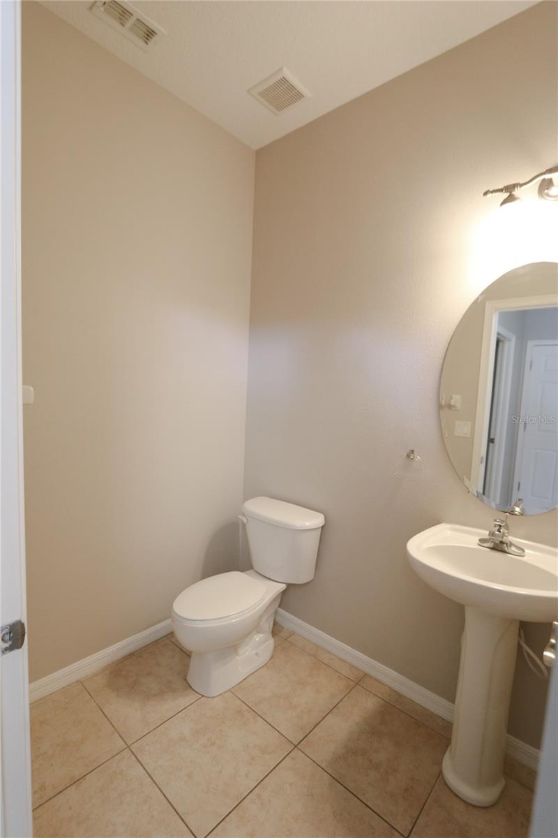 KINGS GATE SUB - Residential Lease