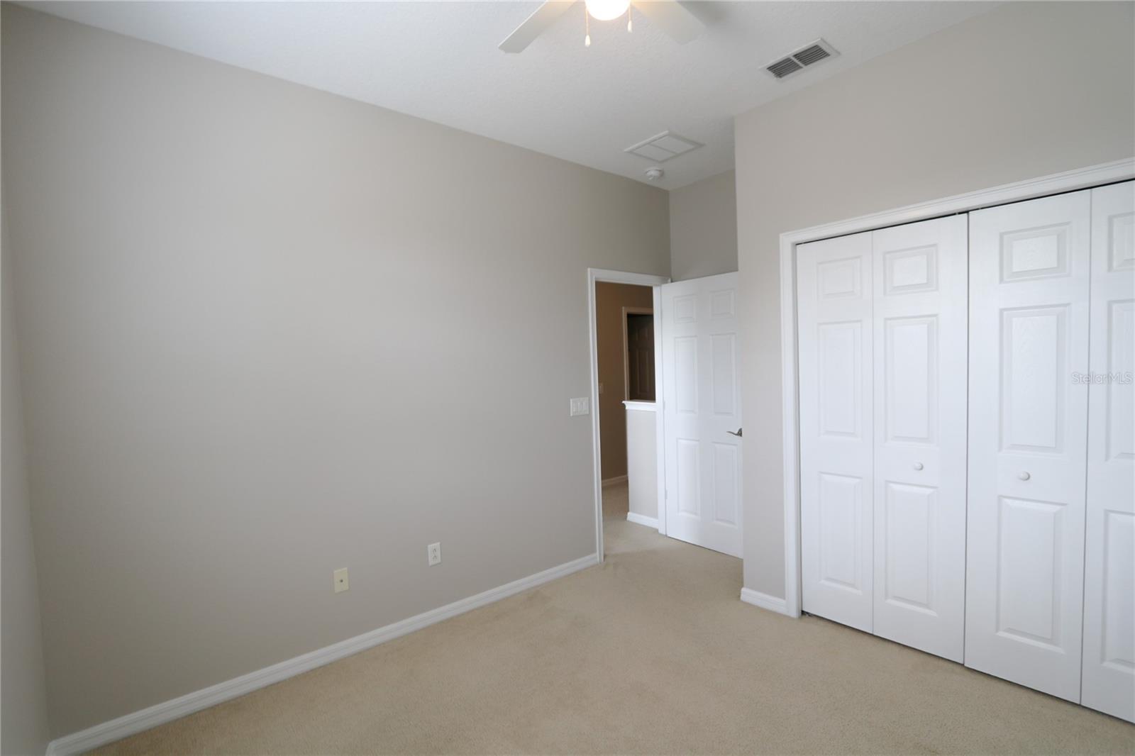 KINGS GATE SUB - Residential Lease